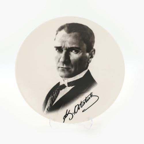 Atatürk Portre Hediyelik / Dekoratif Tabak - Mareşal - Halkkitabevi Atatürk Portre Hediyelik / Dekoratif Tabak - Mareşal - Halkkitabevi